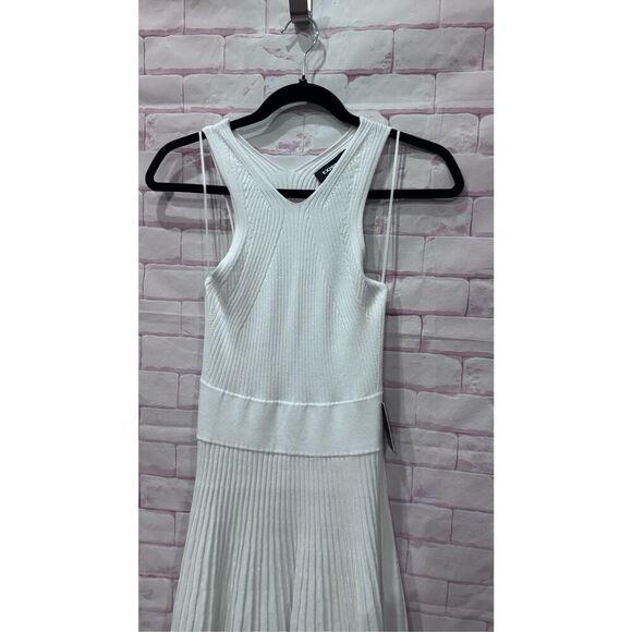 express   White Ribbed Knit Sleeveless Midi Dress Elegant Pleated Skirt small - Picture 3 of 7